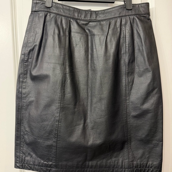 G-III Dresses & Skirts - Vintage Elegant Black Leather Pencil Skirt